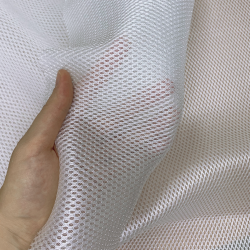 Сетка 3D трехслойная Air mesh 160 гр/м2, цвет Белый (на отрез)  в Геленджике